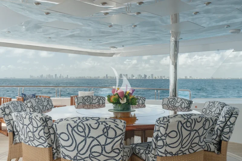 Skylounge Aft Dining