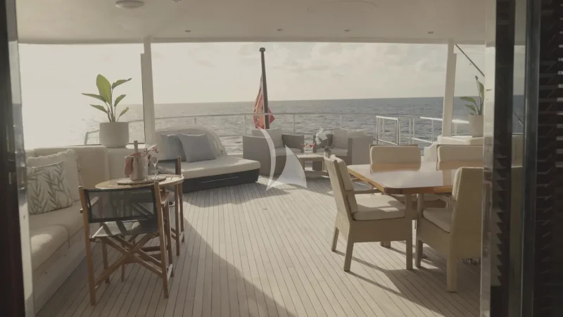 BELUGA | Upper Deck Aft