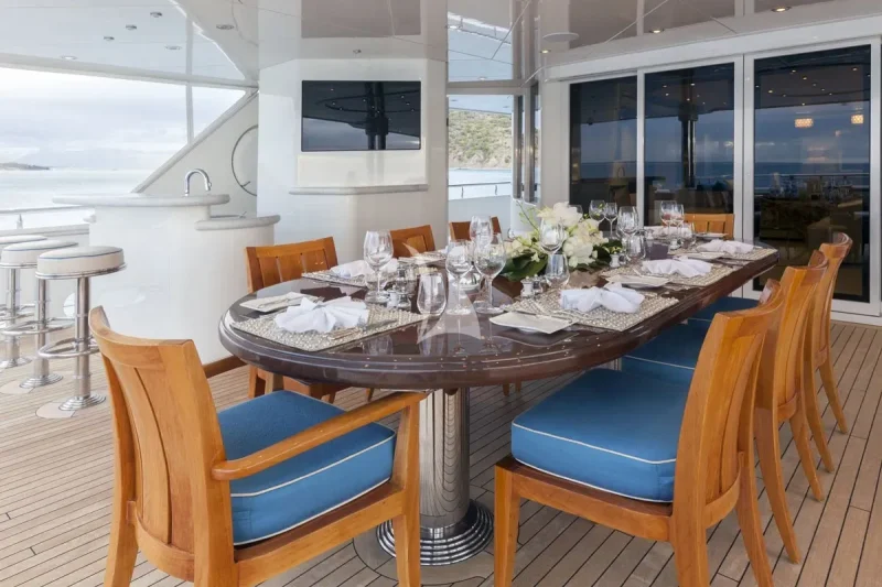 Main Deck Aft Dining