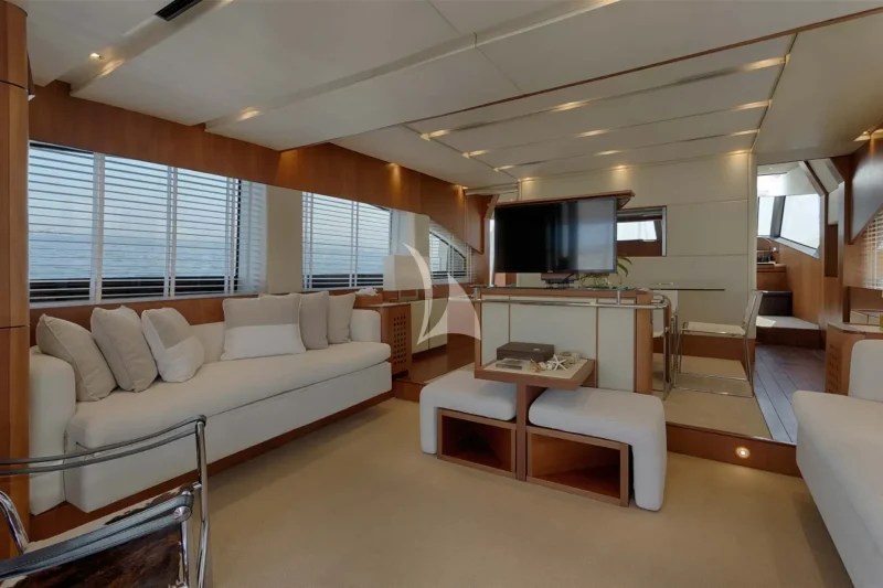 Salon with Pop Up TV with 360 degrees turn 