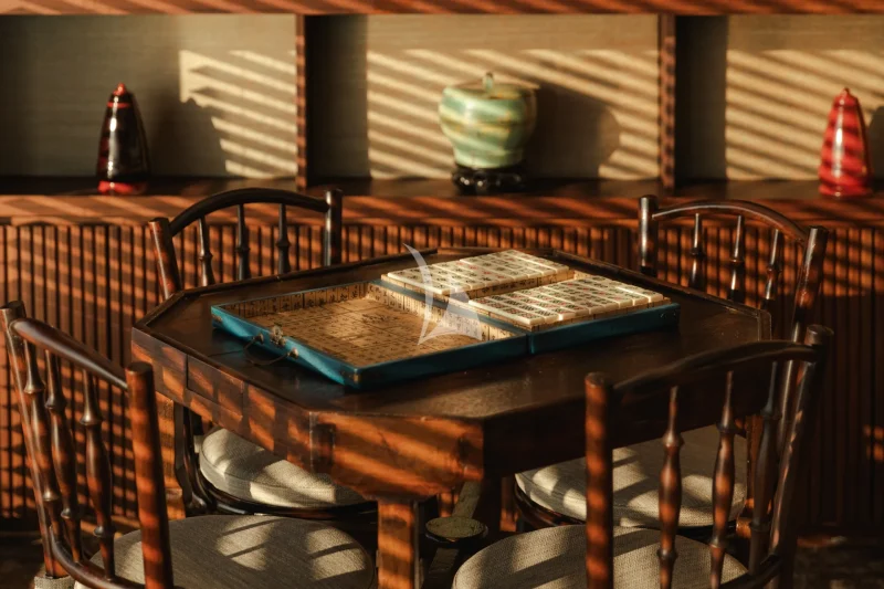 Upper deck game room