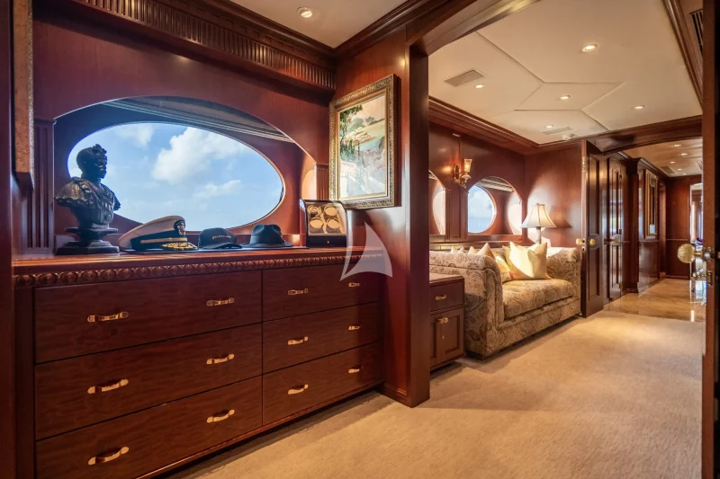 Entrance to master stateroom