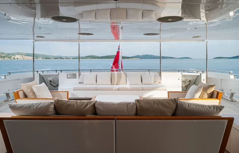 Main deck aft 