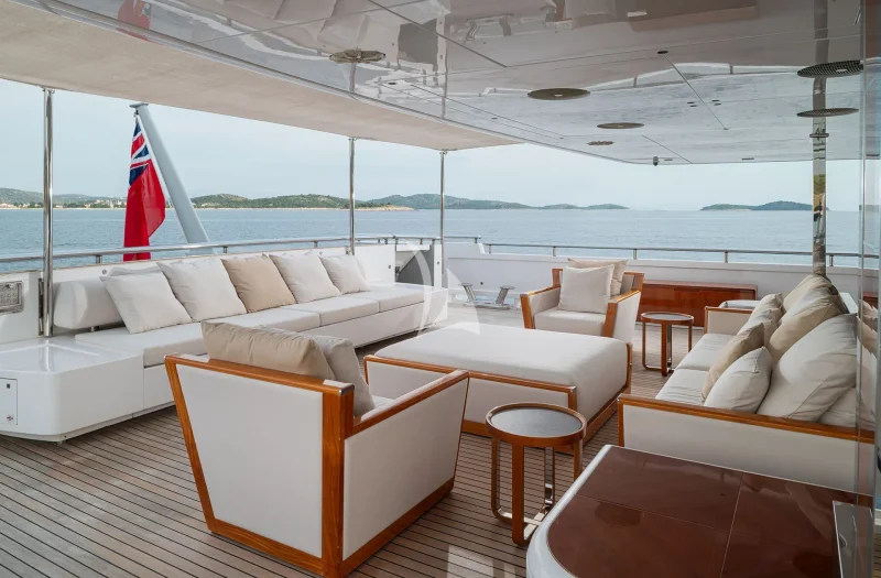 Main deck aft 
