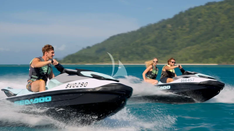 2x Jetskis