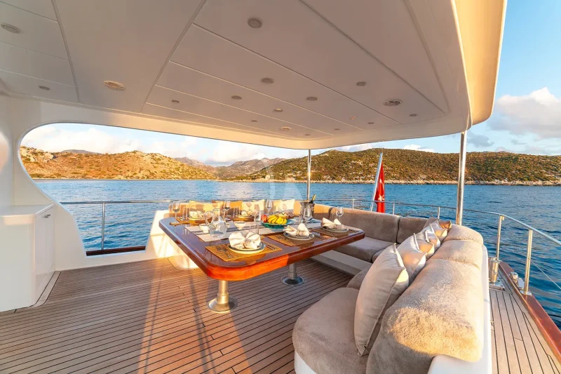 Aft Deck Seating Area