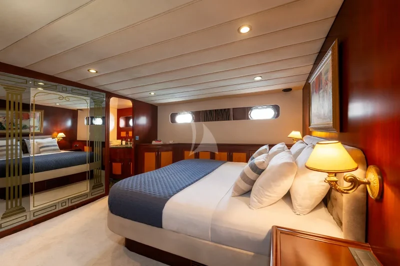 VIP Double Cabin Two