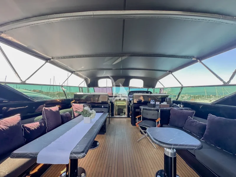 M/Y LAUREN V 