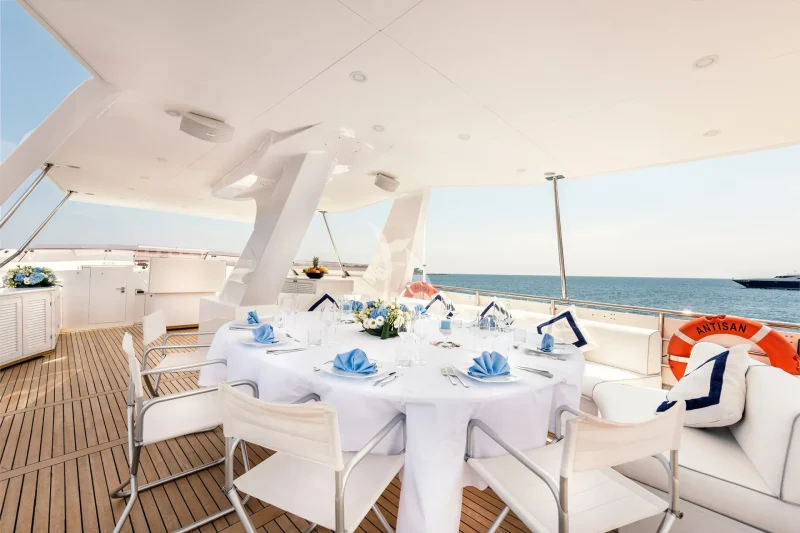 Upper Deck 