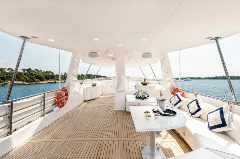 Upper Deck