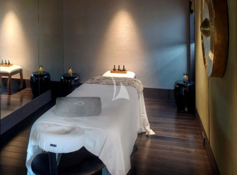 Spa single treatment room