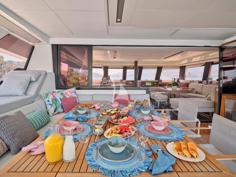 Breakfast table