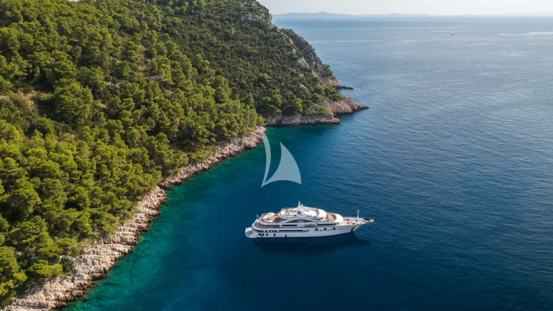 M/Y ANTHEA