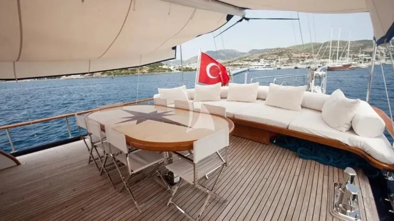 Aft deck