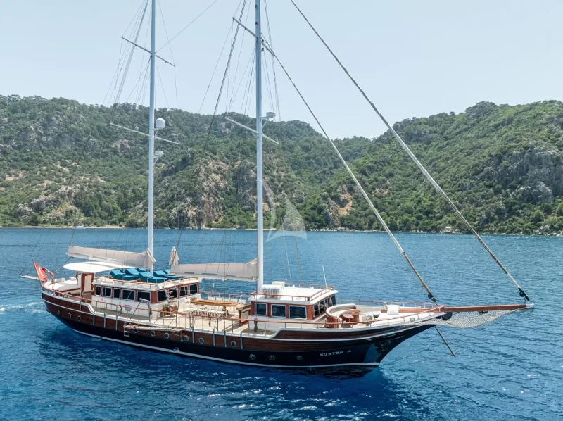 Luxury yacht NURTEN A