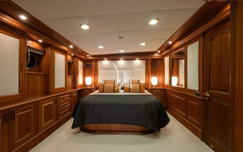 Guest suite