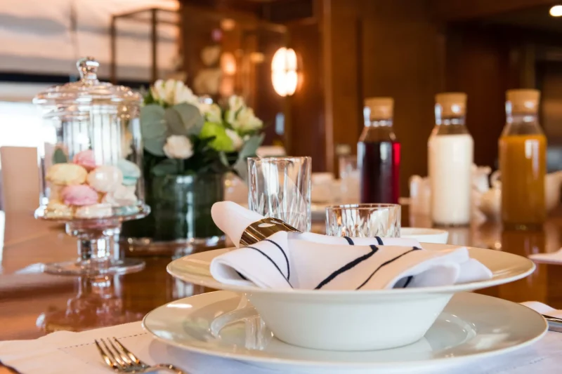 Dining details